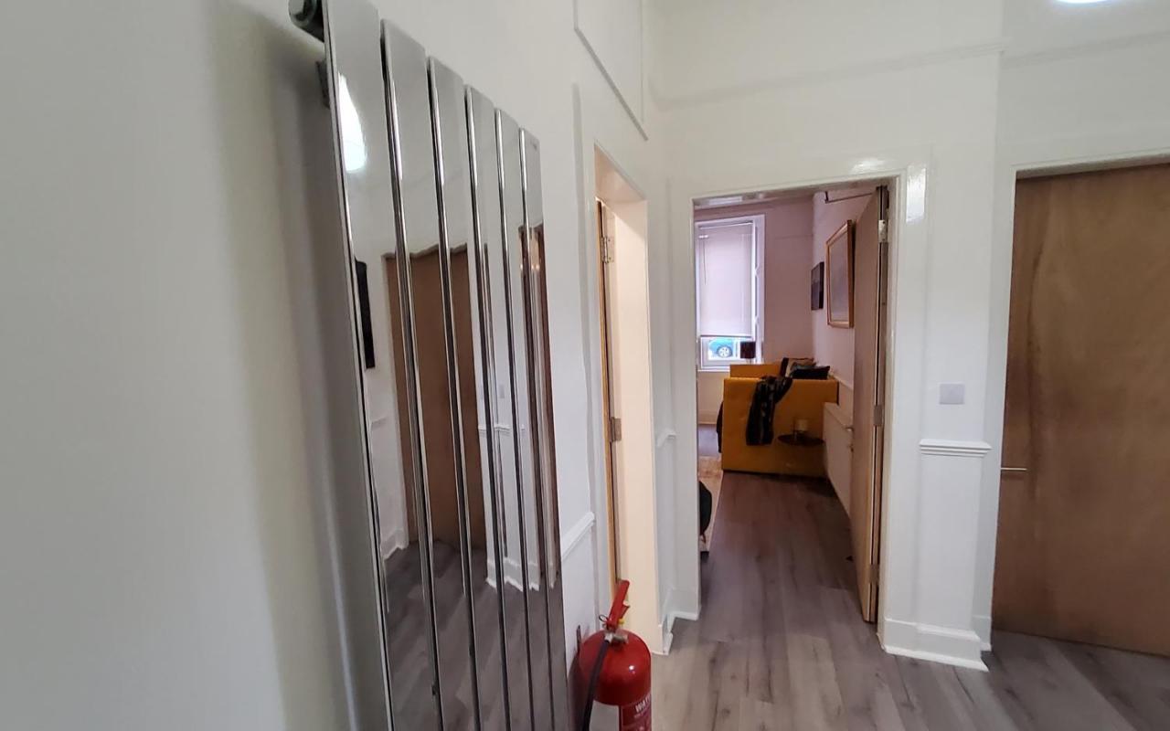 אדינבורו Leith Spectacular Apartment By Sensational Stay Short Lets & Serviced Accommodation With 6 Separate Beds & 2 Baths מראה חיצוני תמונה